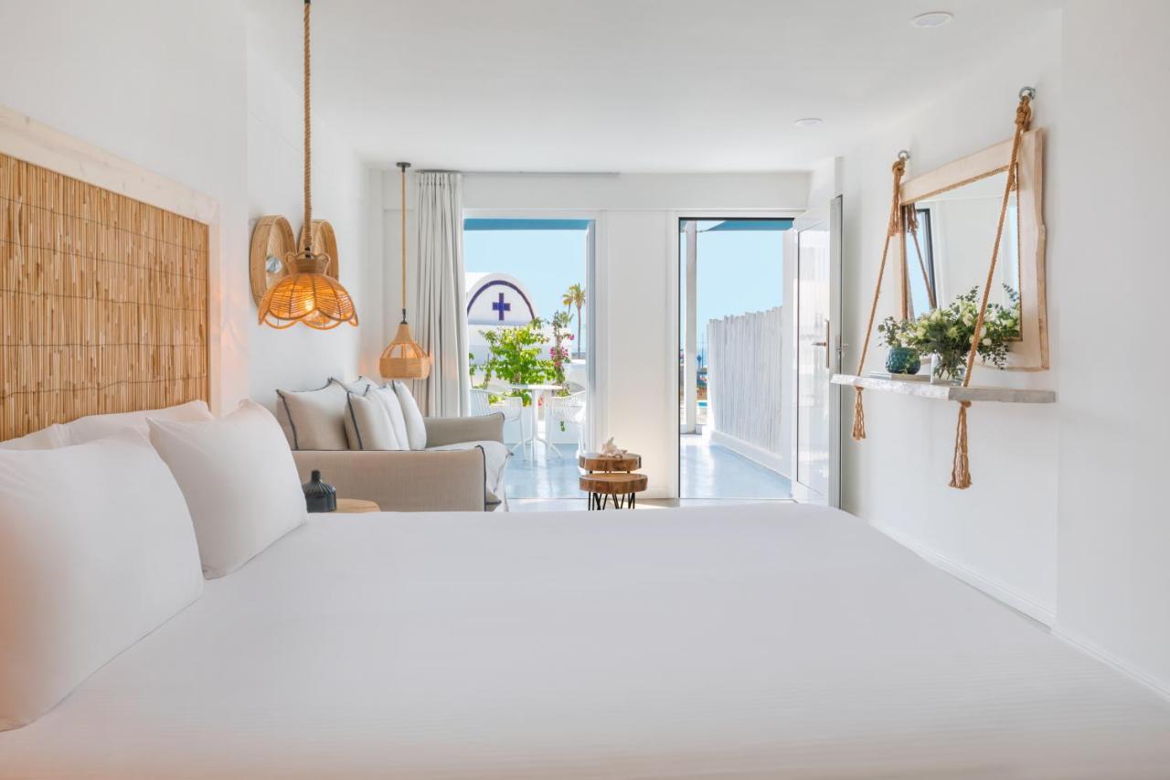 Blue Harbour Boutique Aparthotel Айя Напа Екстериор снимка