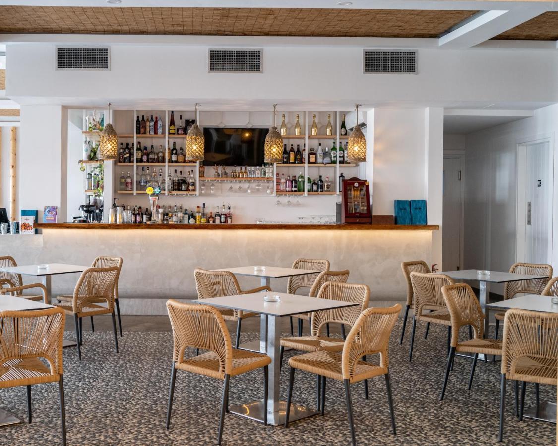 Blue Harbour Boutique Aparthotel Айя Напа Екстериор снимка