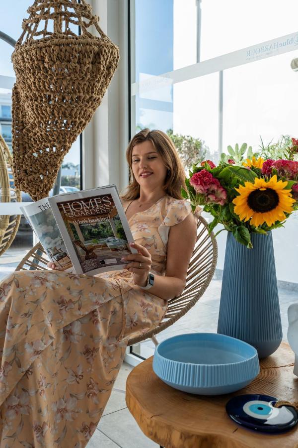 Blue Harbour Boutique Aparthotel Айя Напа Екстериор снимка