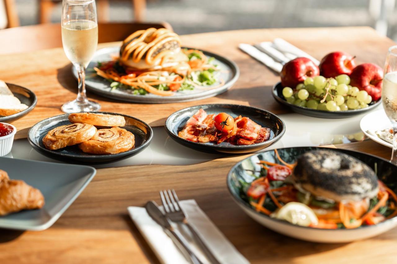 Blue Harbour Boutique Aparthotel Айя Напа Екстериор снимка