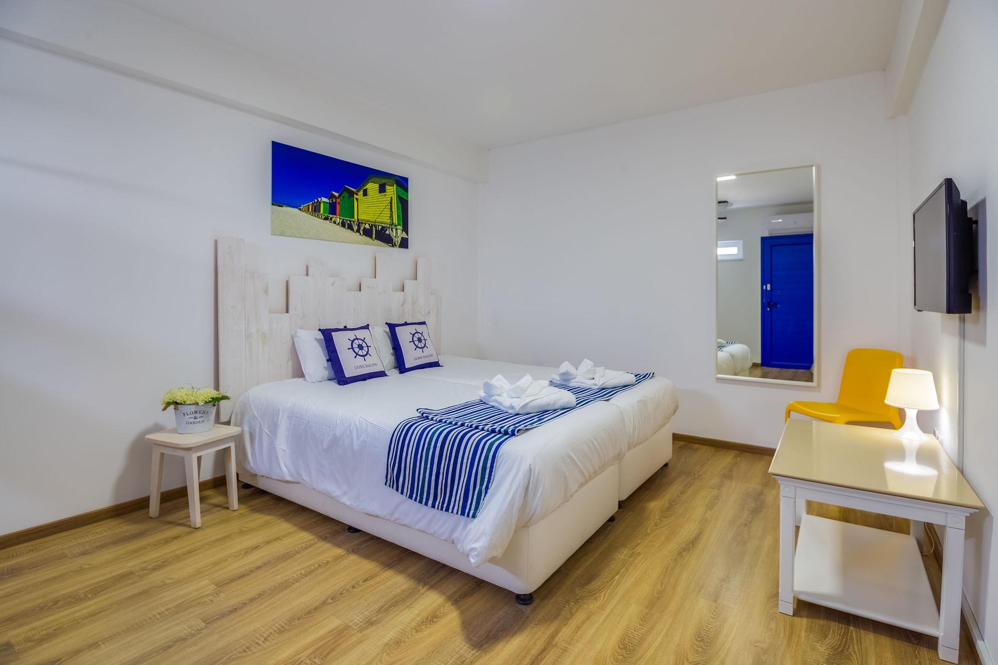 Blue Harbour Boutique Aparthotel Айя Напа Екстериор снимка