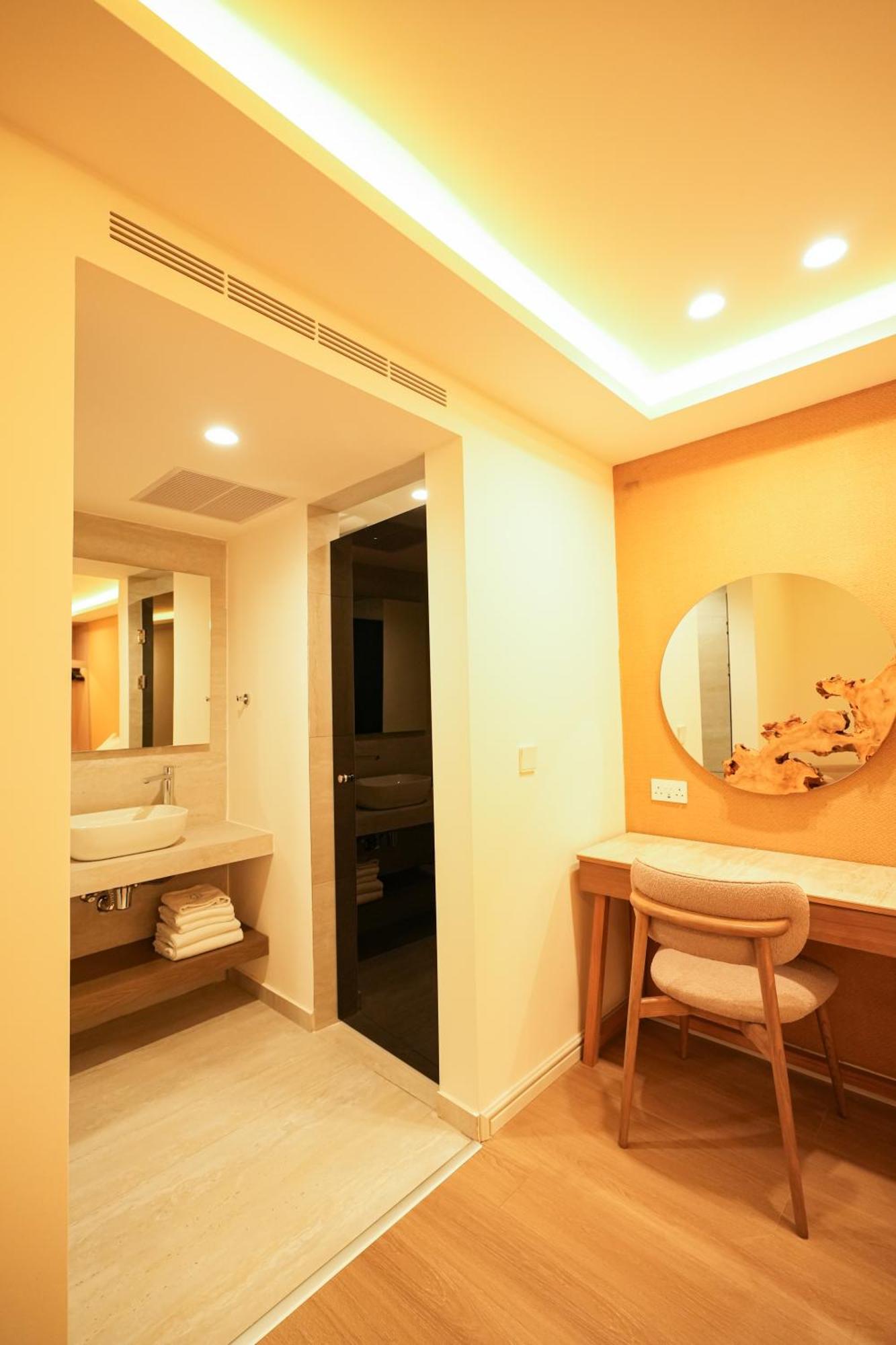 Blue Harbour Boutique Aparthotel Айя Напа Екстериор снимка